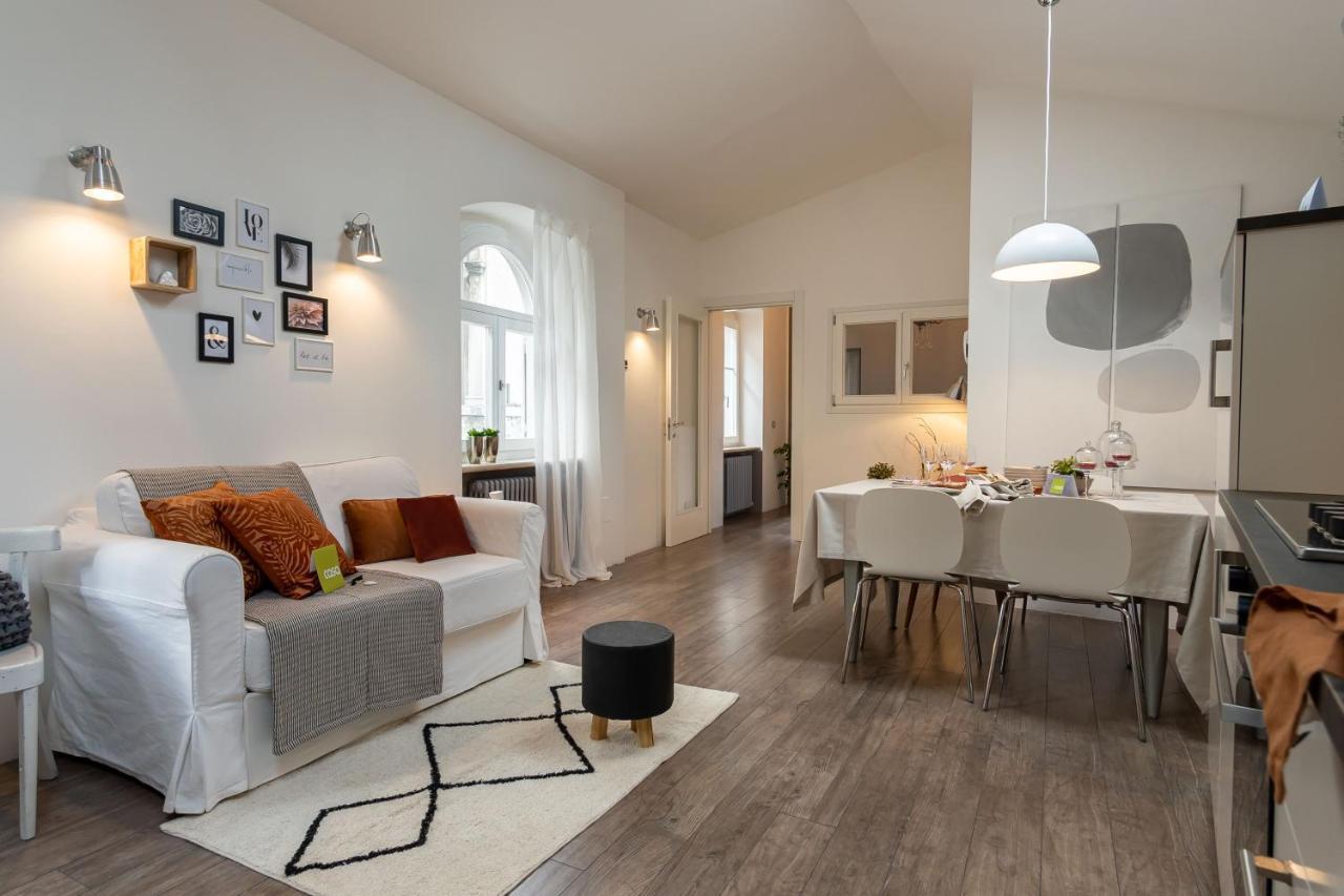 Alpianodisopra Apartment อาลา ภายนอก รูปภาพ